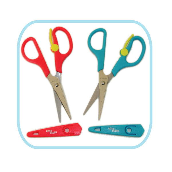 BiteSizers kitchen scissors make feeding toddlers easy.