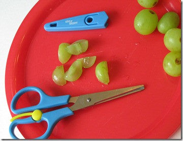BiteSizers kitchen scissors make feeding toddlers easy.